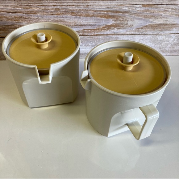 Tupperware Other - Tupperware Cream & Sugar Dispensers